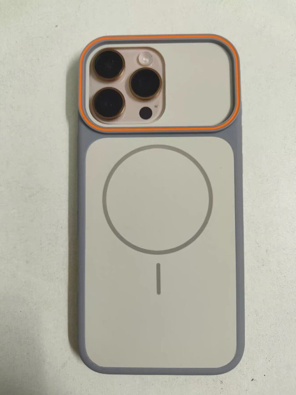 Light Gray MagSafe Case | Orange Ring